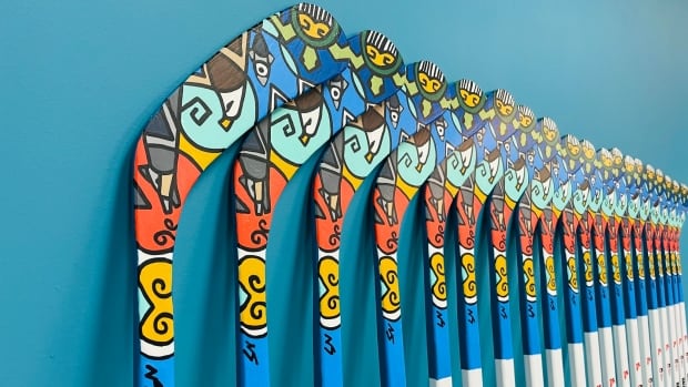 World Jr.  Championship's game player awards feature art from 4 Wabanaki artists |  CBC News